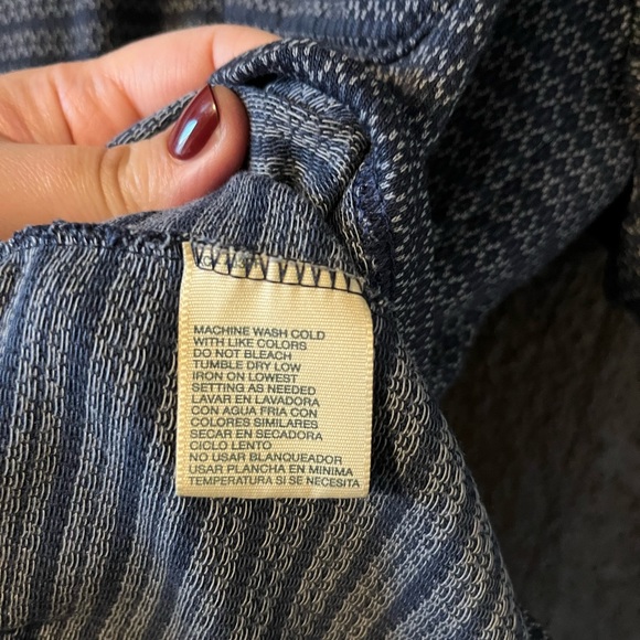 Blue St. John’s Bay Collared Short Sleeve Polo Shirt with Pocket, Size Large - Picture 6 of 6